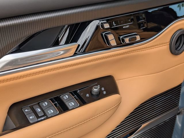 New 2026 Jeep Grand Wagoneer Summit AWD/4WD image 10