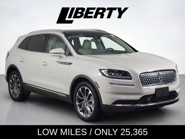 Used 2022 Lincoln Nautilus Reserve AWD/4WD image 1