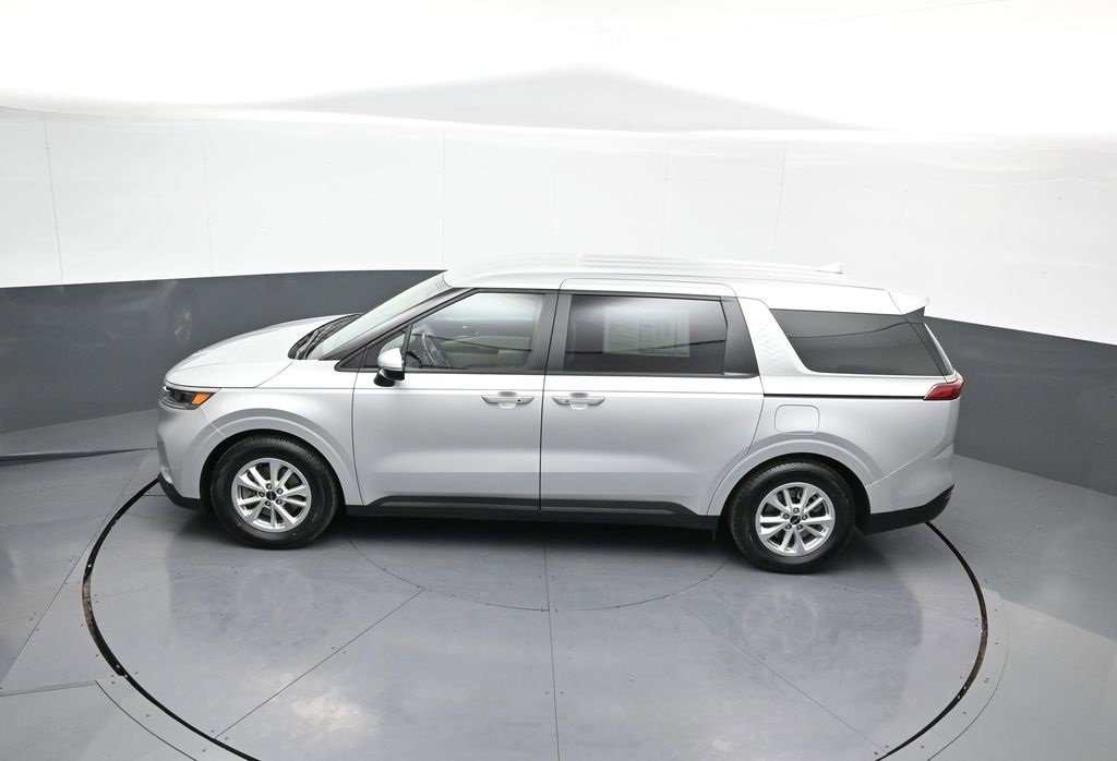 Certified 2023 Kia Carnival LX image 42