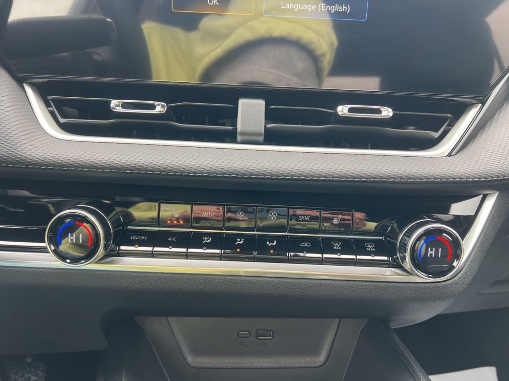 New 2026 Chevrolet Equinox LT w/ Convenience Package II image 21