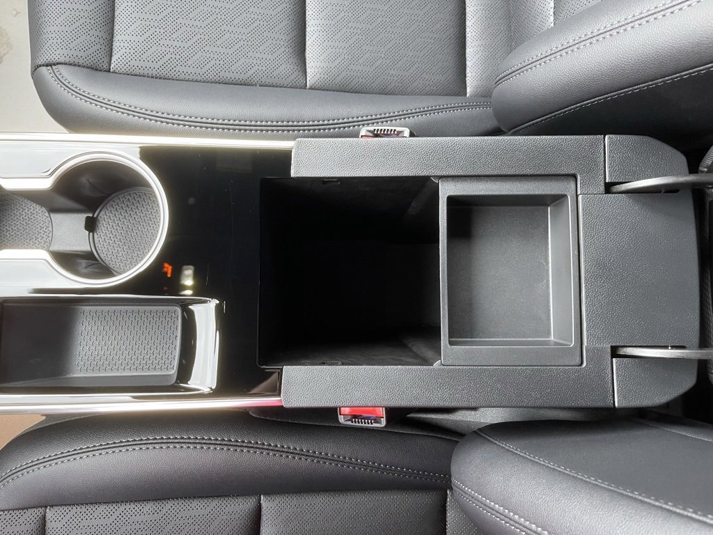 New 2026 Chevrolet Equinox LT w/ Convenience Package II image 19