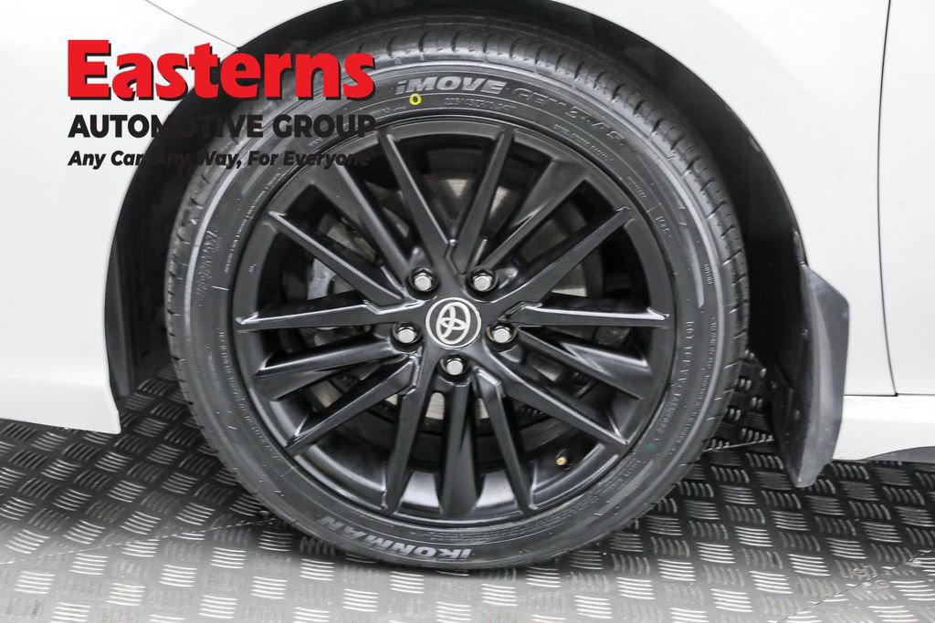 Used 2022 Toyota Camry SE image 30