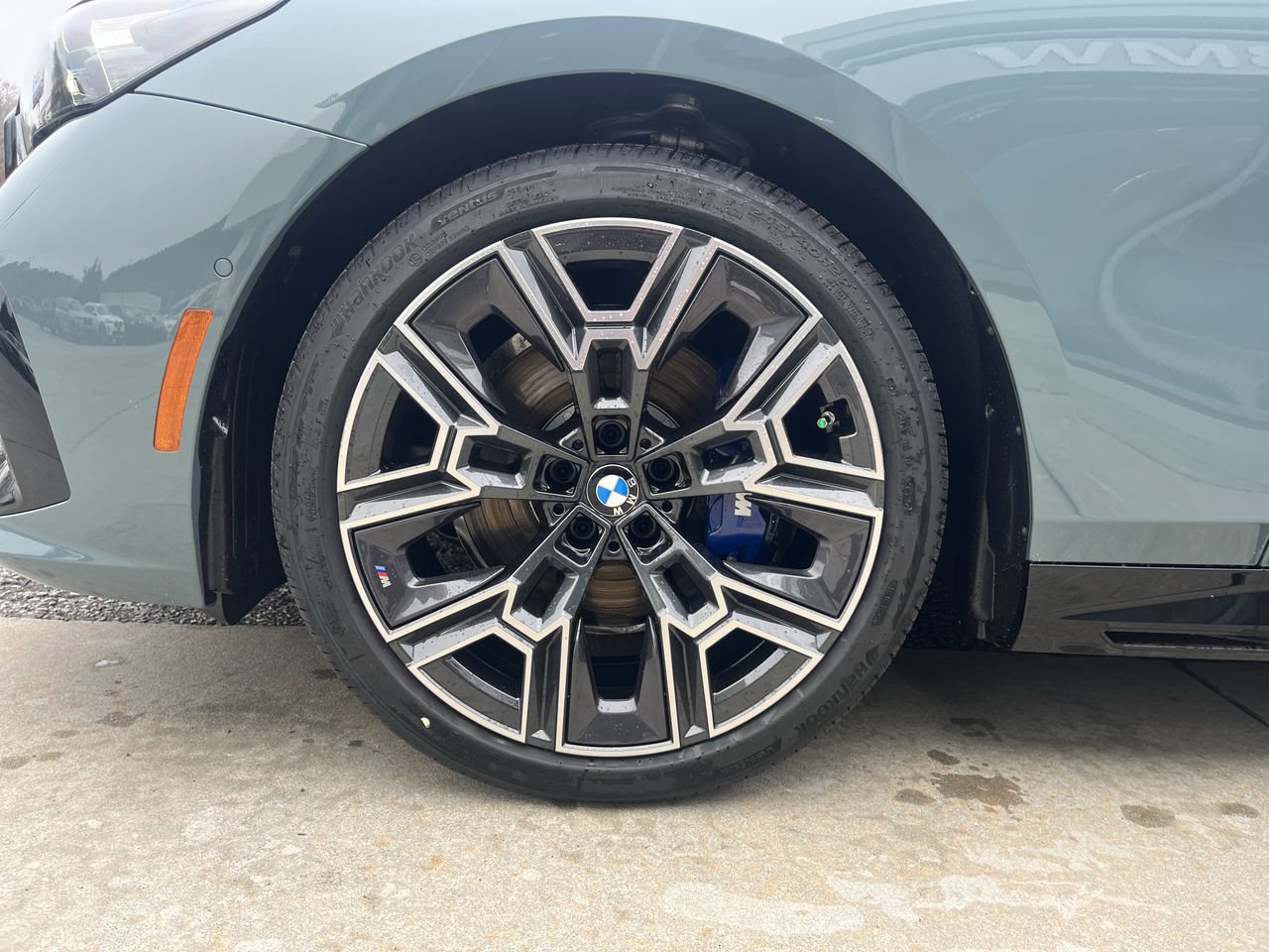 Used 2026 BMW 530i w/ M Sport Package RWD image 13