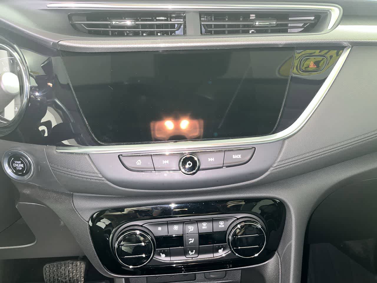 Used 2022 Buick Encore GX Essence FWD image 20