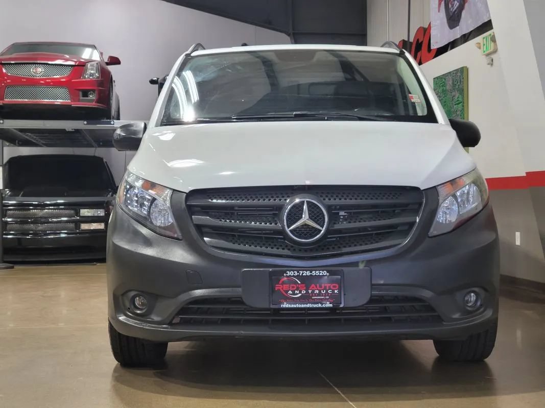 Used 2022 Mercedes-Benz Metris image 5