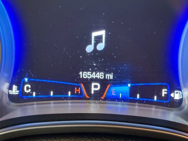 Used 2018 Chrysler 300 Limited AWD/4WD image 18