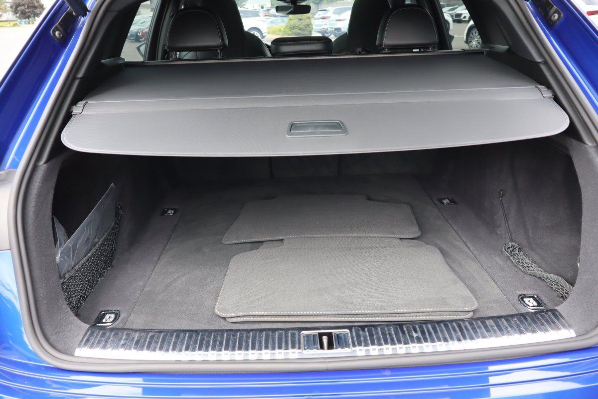 Used 2024 Audi SQ8 e-tron Premium Plus w/ Black Optic Package AWD/4WD image 20