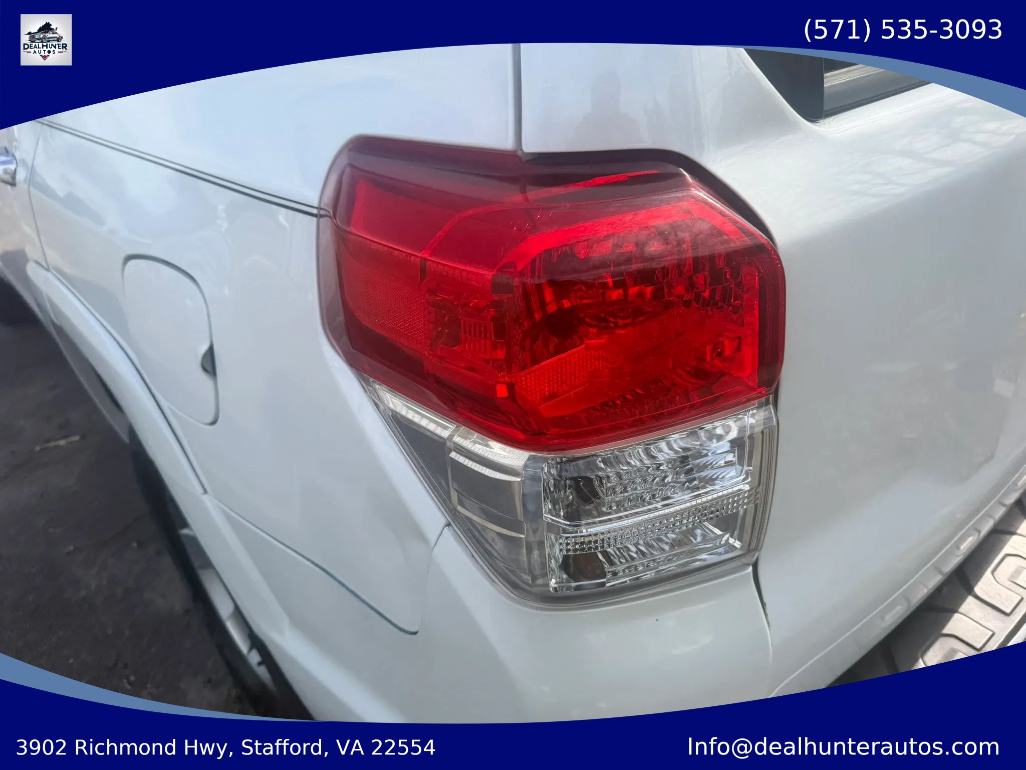 Used 2012 Toyota 4Runner SR5 AWD/4WD image 12