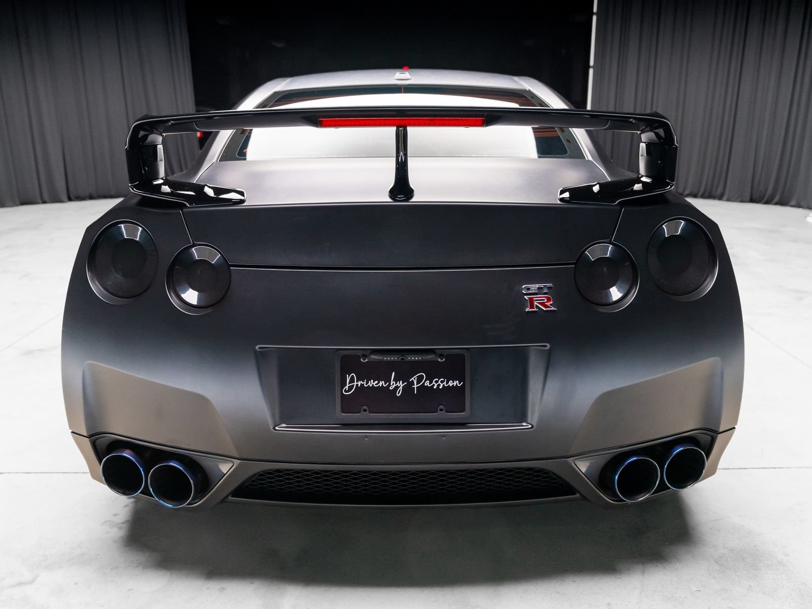 Used 2009 Nissan GT-R Premium AWD/4WD image 35