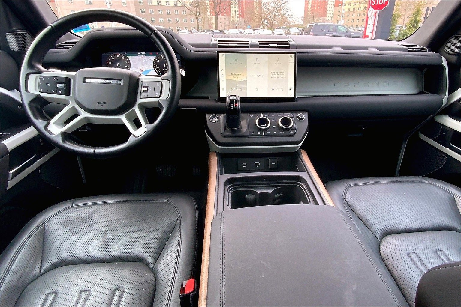 Used 2022 Land Rover Defender 110 S image 15