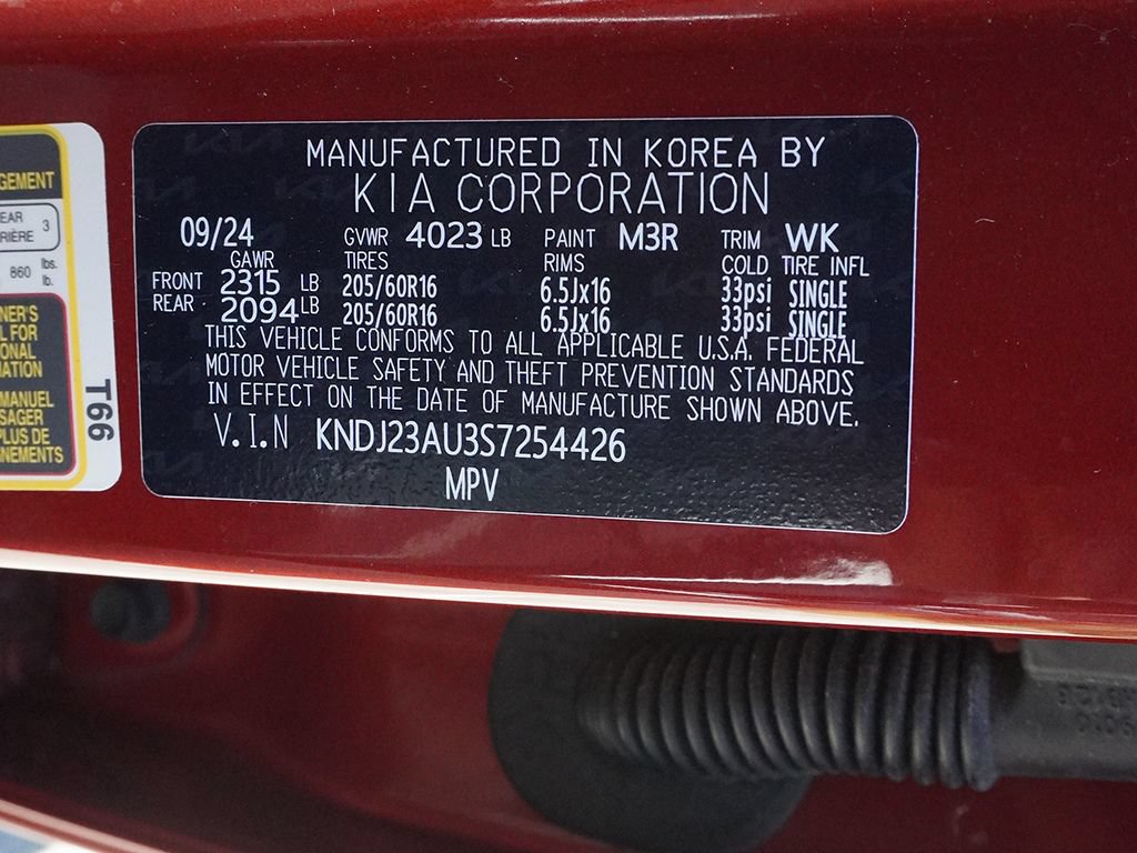 Used 2025 Kia Soul LX w/ LX Technology Package FWD image 47