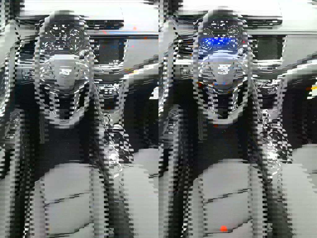 New 2025 Cadillac XT5 Premium Luxury w/ Technology Package image 7