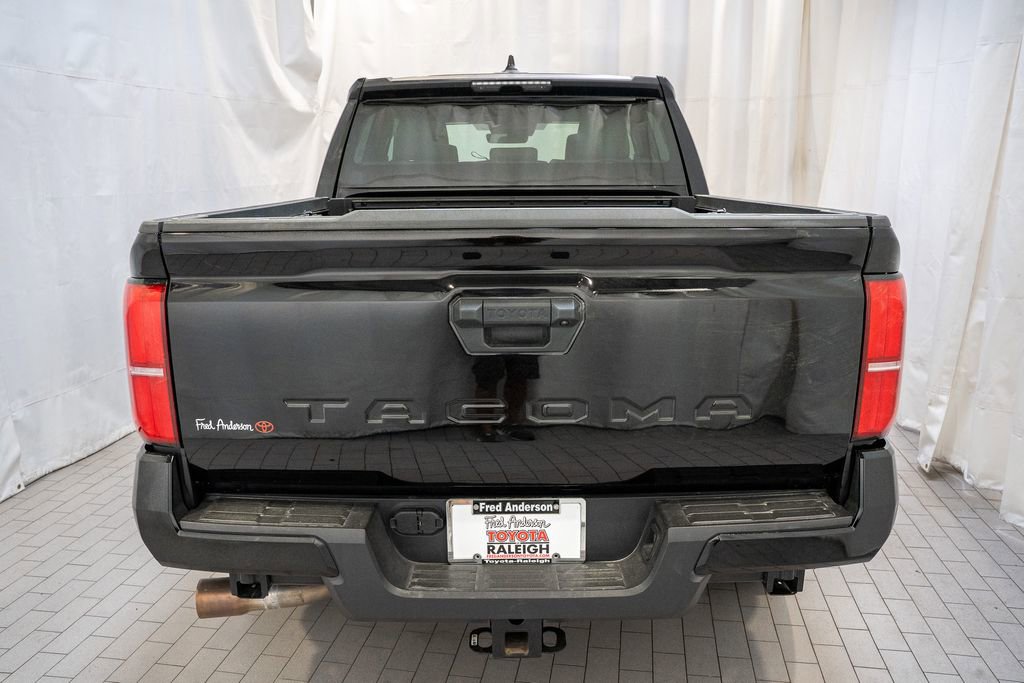 Certified 2025 Toyota Tacoma SR5 image 4