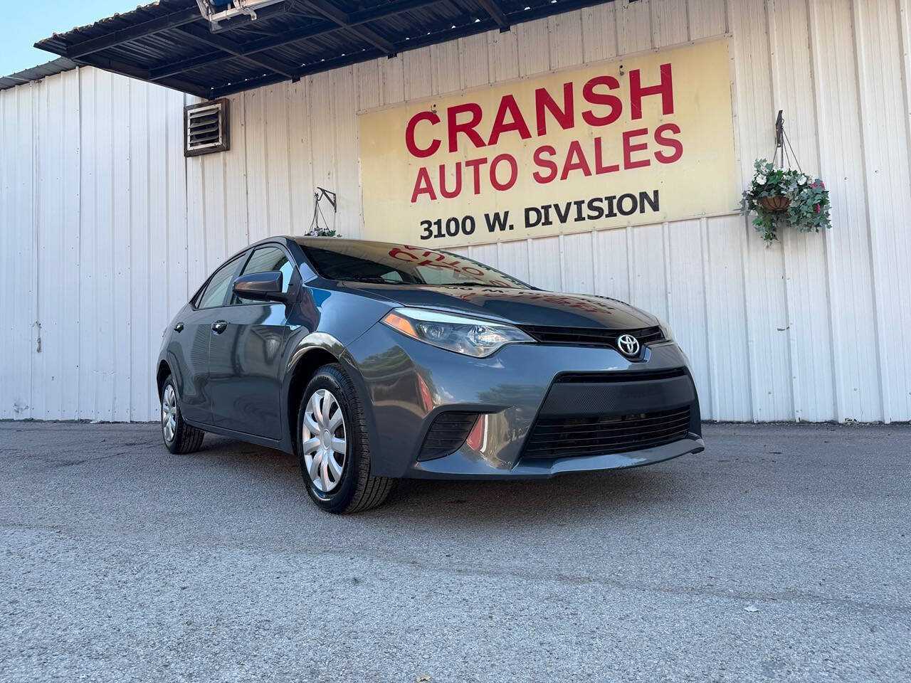 Used 2016 Toyota Corolla L FWD image 1