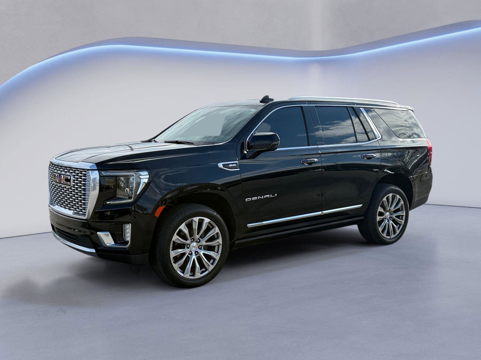Used 2021 GMC Yukon Denali w/ Denali Premium Package image 7