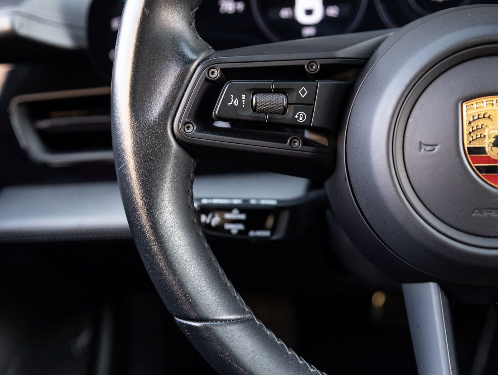 Certified 2022 Porsche Taycan GTS image 15