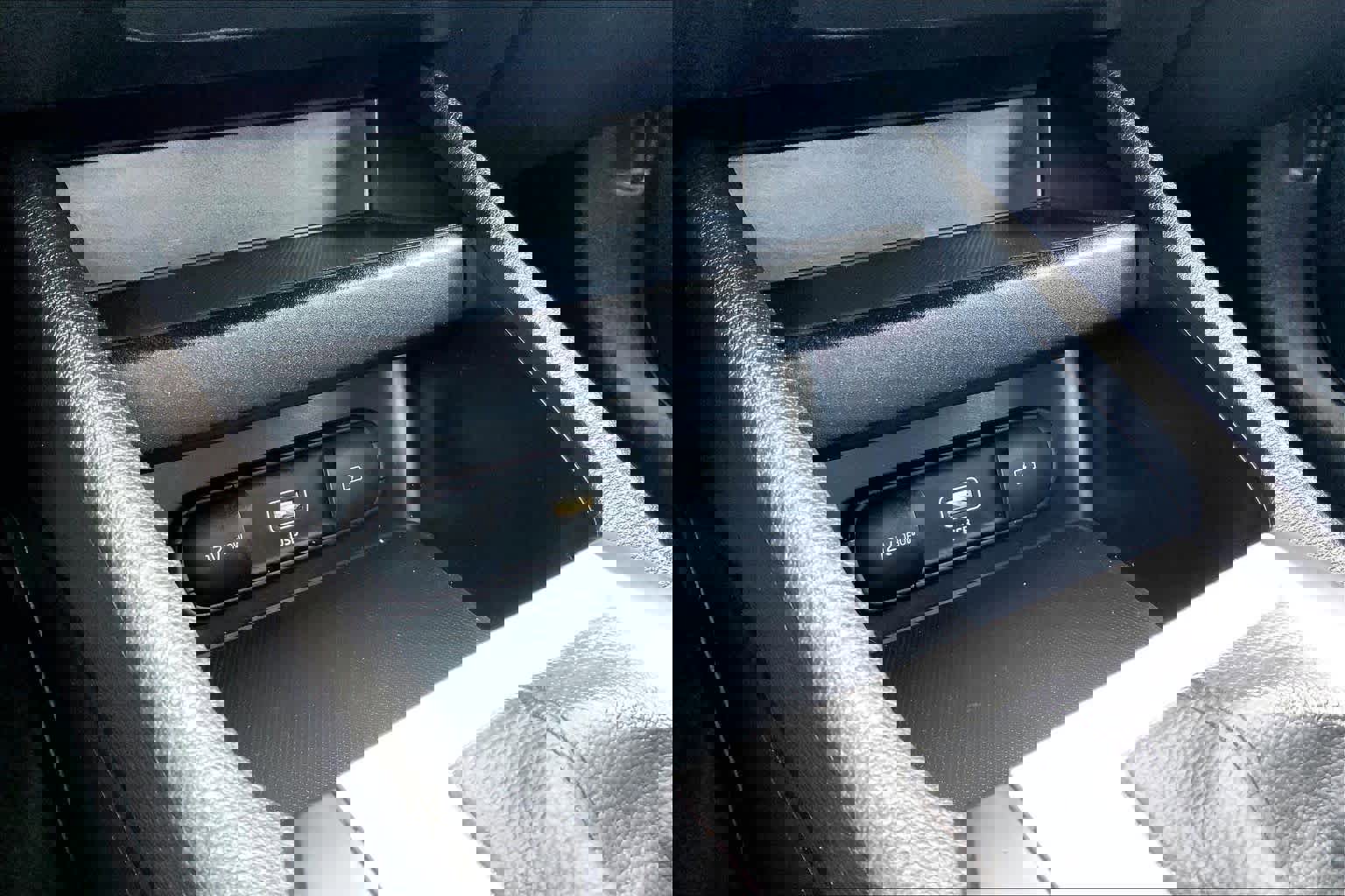 Used 2024 Kia Forte LXS image 33