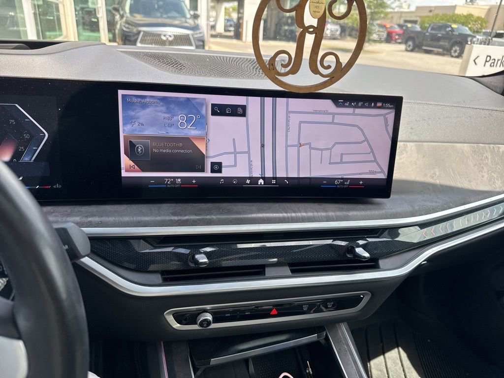 Used 2024 BMW X7 xDrive40i w/ M Sport Package image 19
