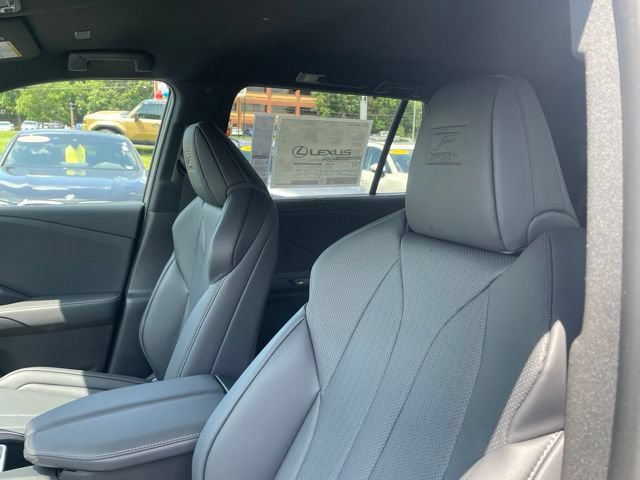 New 2026 Lexus TX 500h AWD image 10