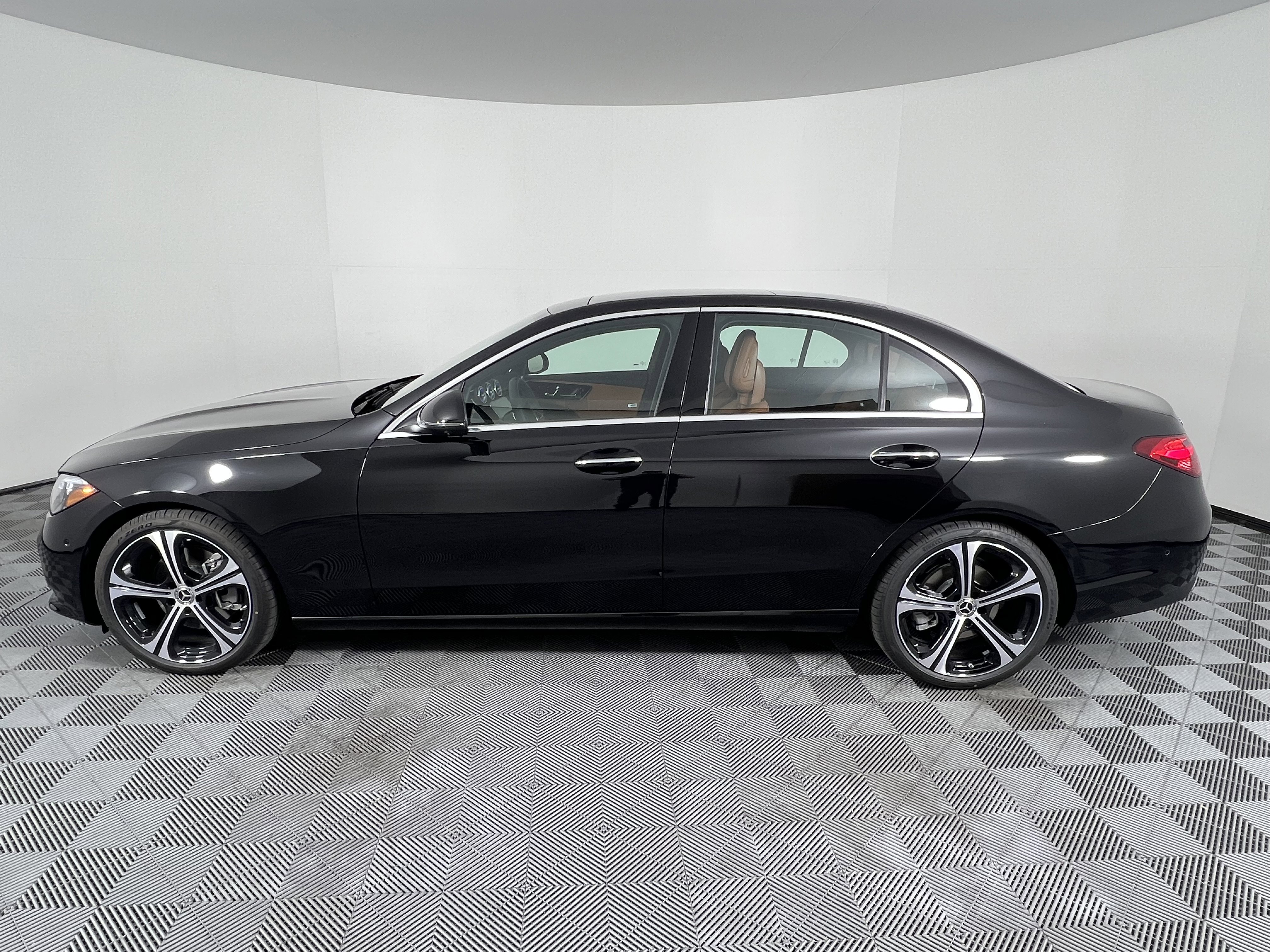 New 2026 Mercedes-Benz C 300 4MATIC Sedan image 9