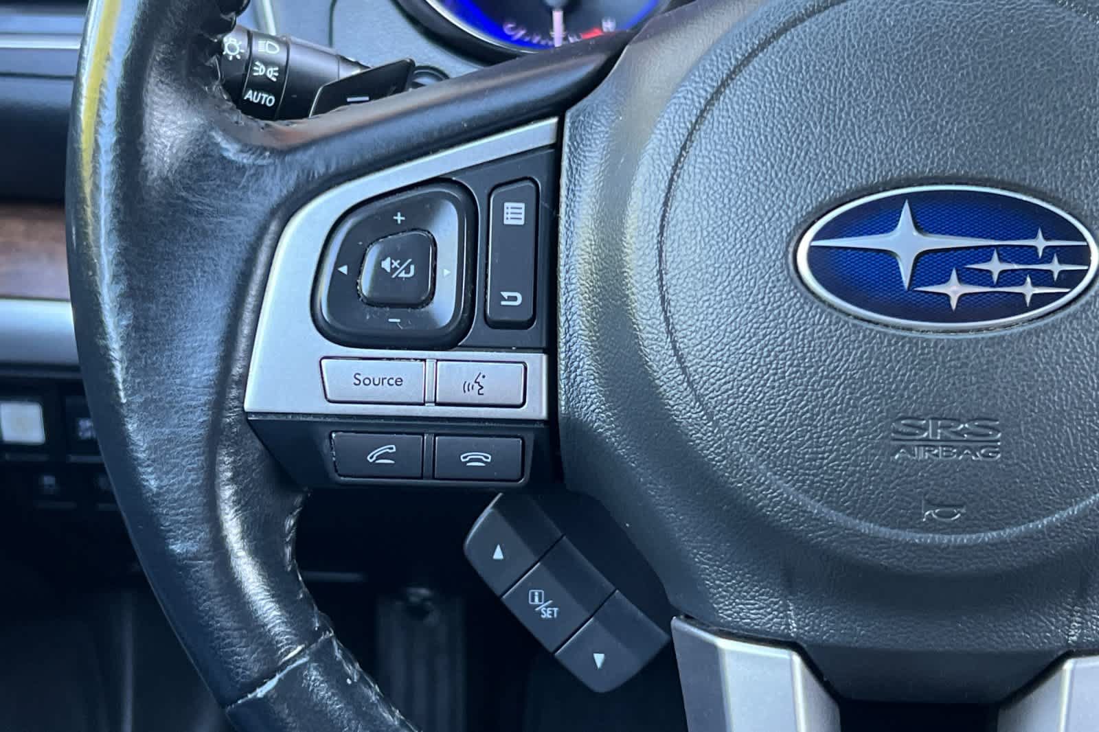 Used 2016 Subaru Outback 2.5i Limited AWD/4WD image 28