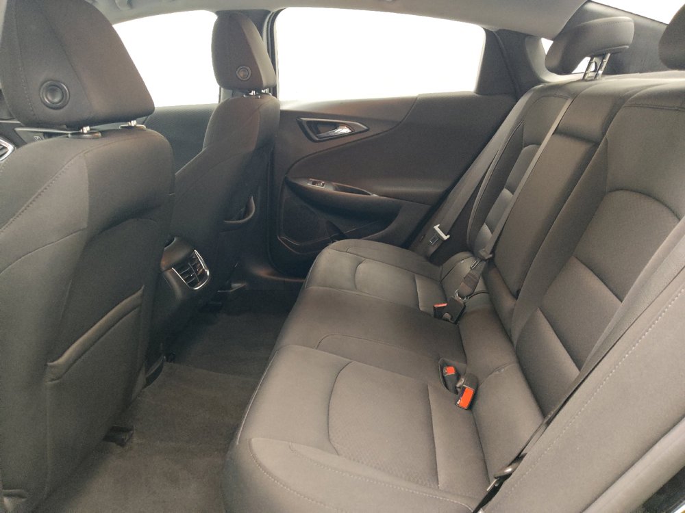 Used 2020 Chevrolet Malibu LT FWD image 18