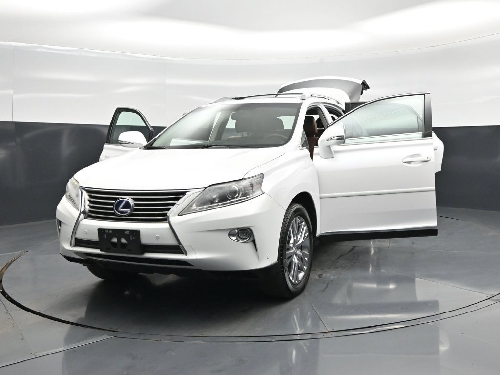 Used 2015 Lexus RX 450h AWD image 31