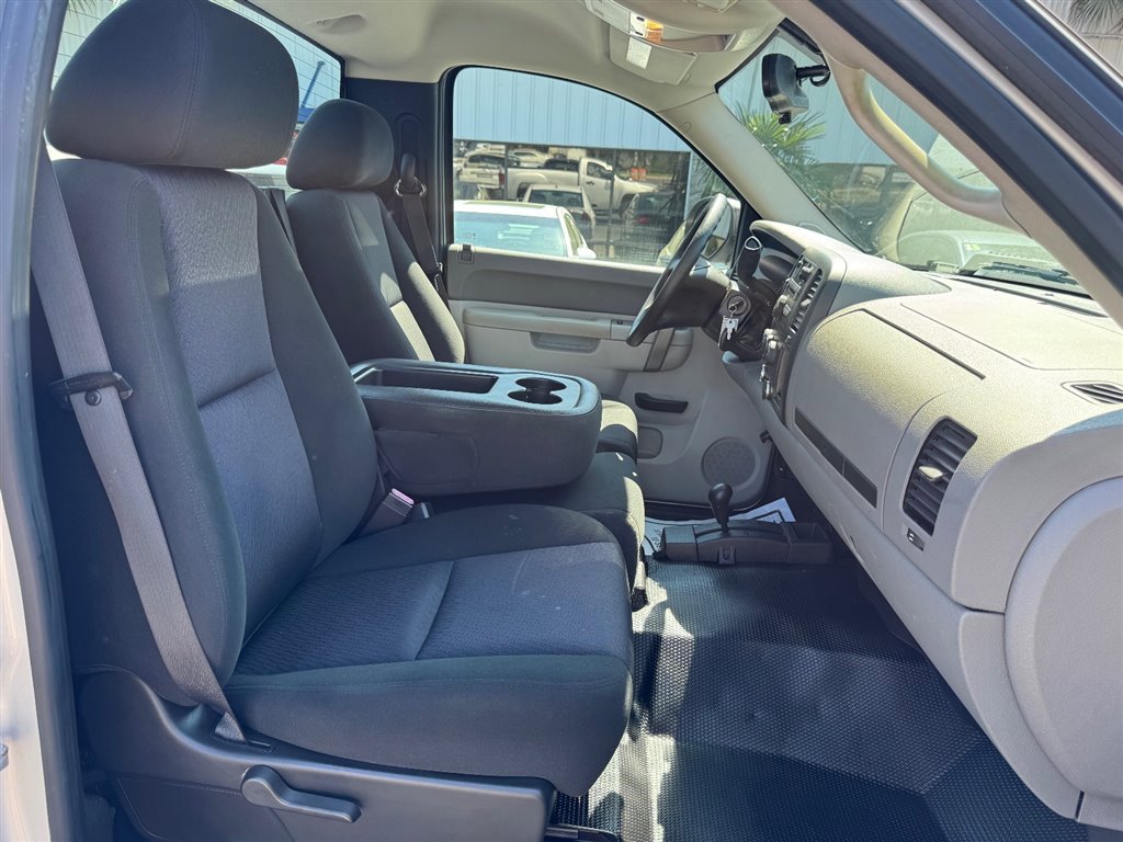Used 2011 GMC Sierra 2500 W/T image 16
