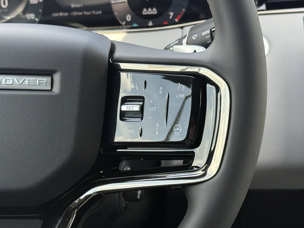 New 2026 Land Rover Range Rover Evoque Dynamic SE image 20