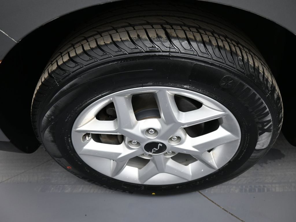 Certified 2022 Kia Soul LX w/ Technology Package image 14