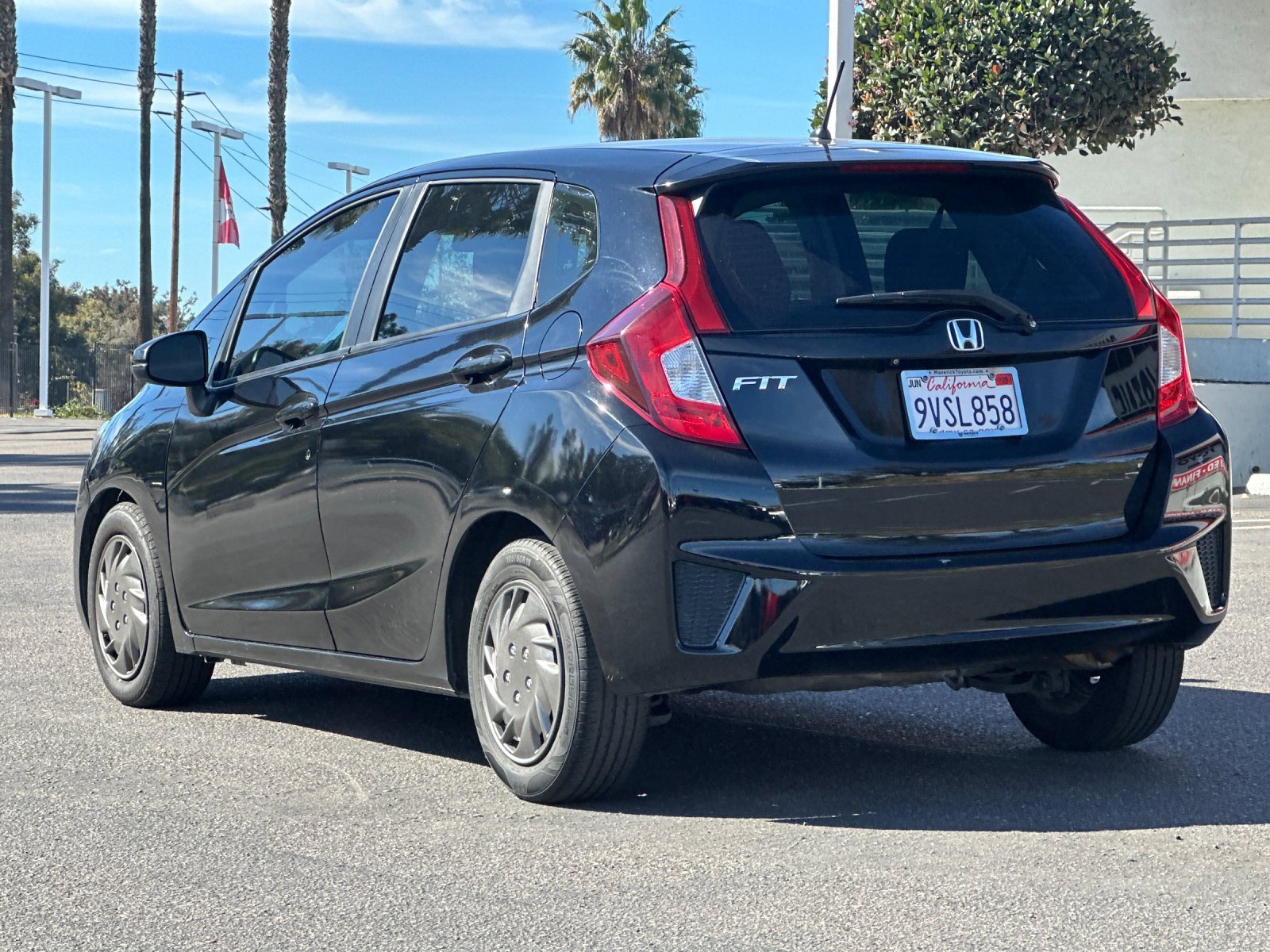 Used 2017 Honda Fit LX image 3