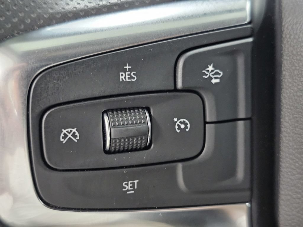 Used 2026 Chevrolet Blazer LT FWD image 31