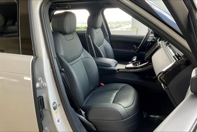 New 2025 Land Rover Range Rover Sport Dynamic SE image 12