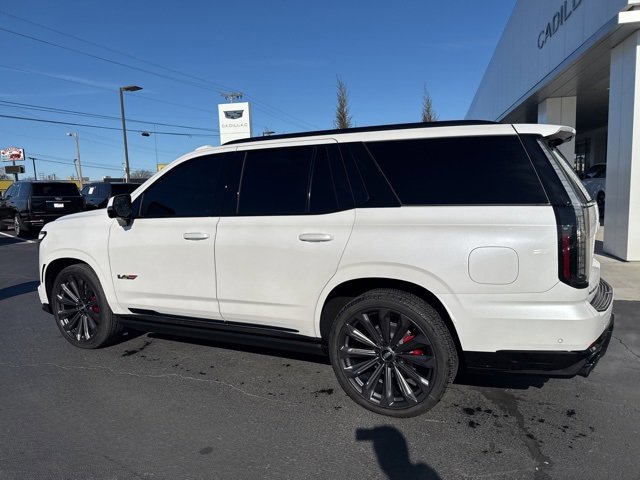 Used 2025 Cadillac Escalade V image 22