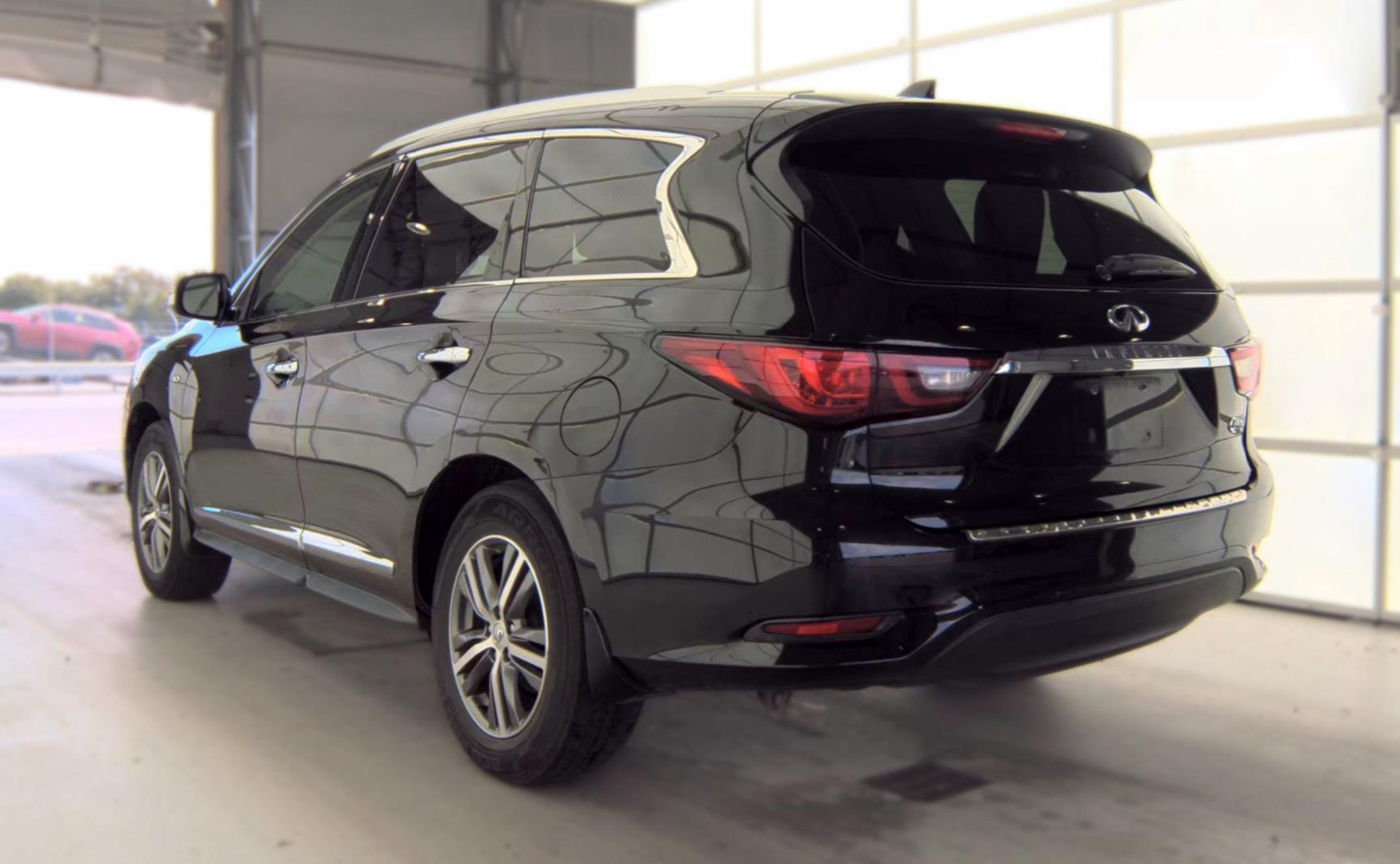 Used 2020 INFINITI QX60 Luxe FWD image 4