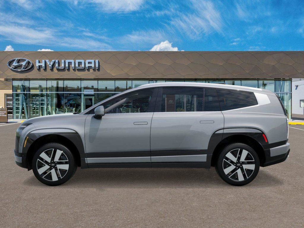 New 2026 Hyundai Ioniq 9 SEL image 3