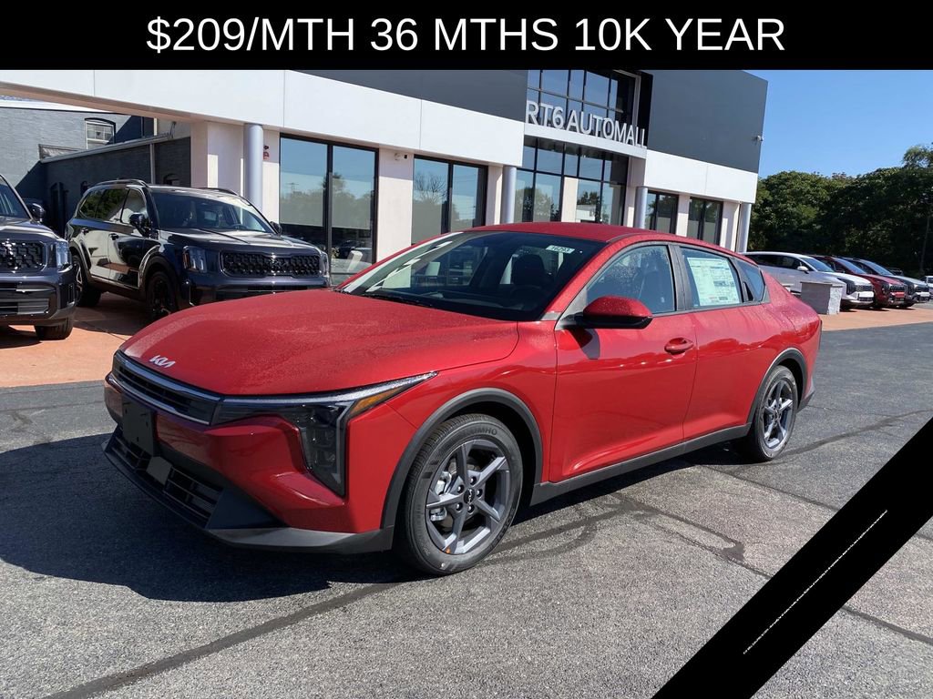 New 2025 Kia K4 LXS