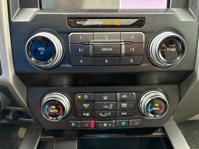 Used 2019 Ford F150 Limited image 30