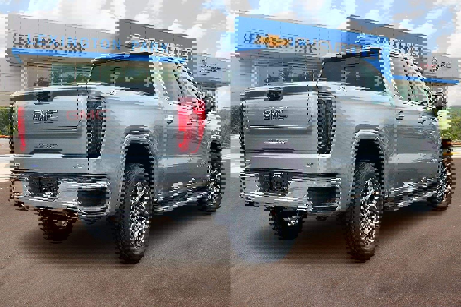 Certified 2023 GMC Sierra 1500 SLT w/ SLT Premium Plus Package image 13