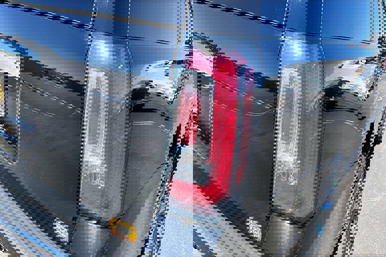 Used 2018 GMC Yukon XL Denali w/ Denali Ultimate Package image 26