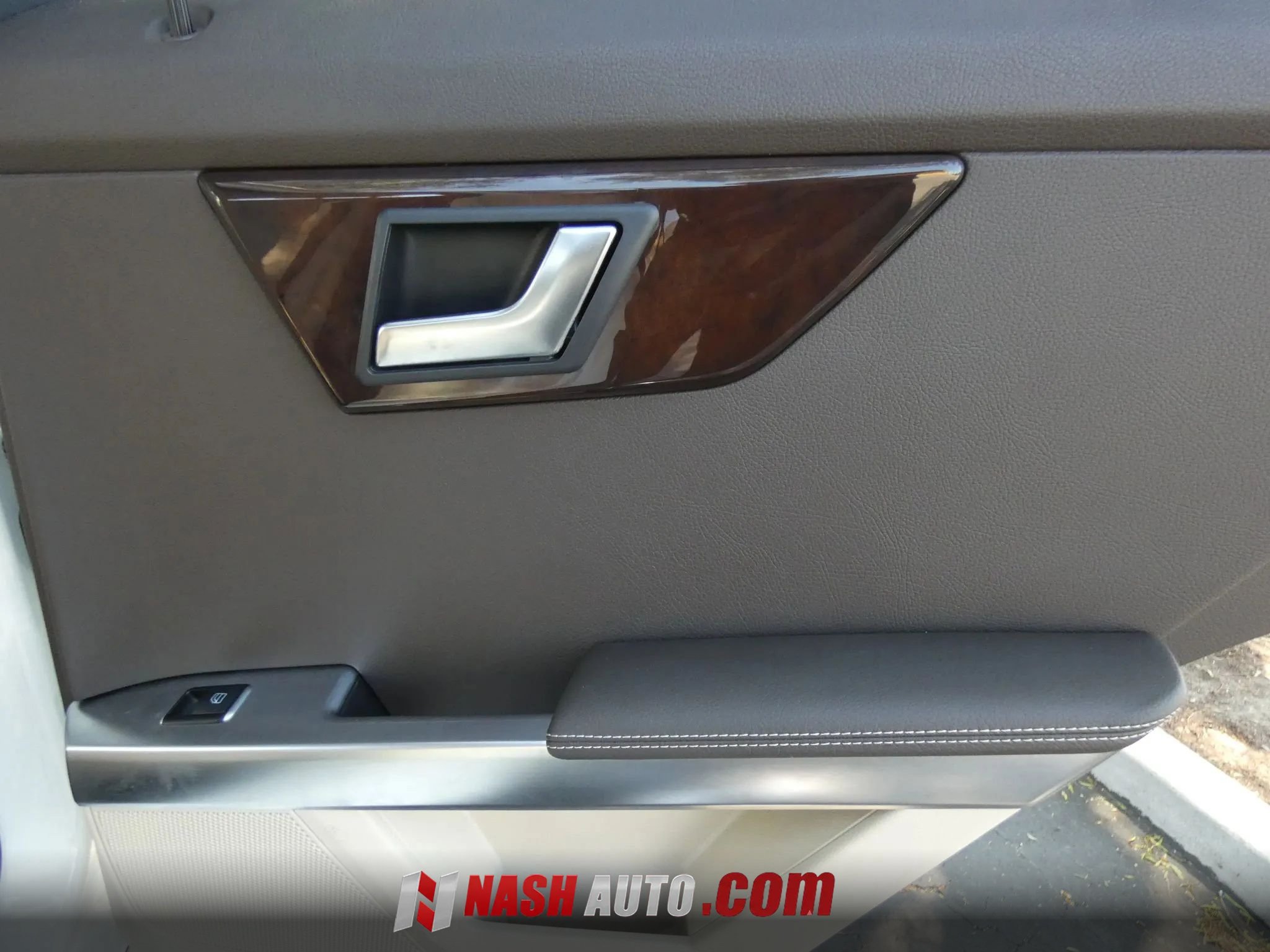 Used 2015 Mercedes-Benz GLK 350 2WD image 47