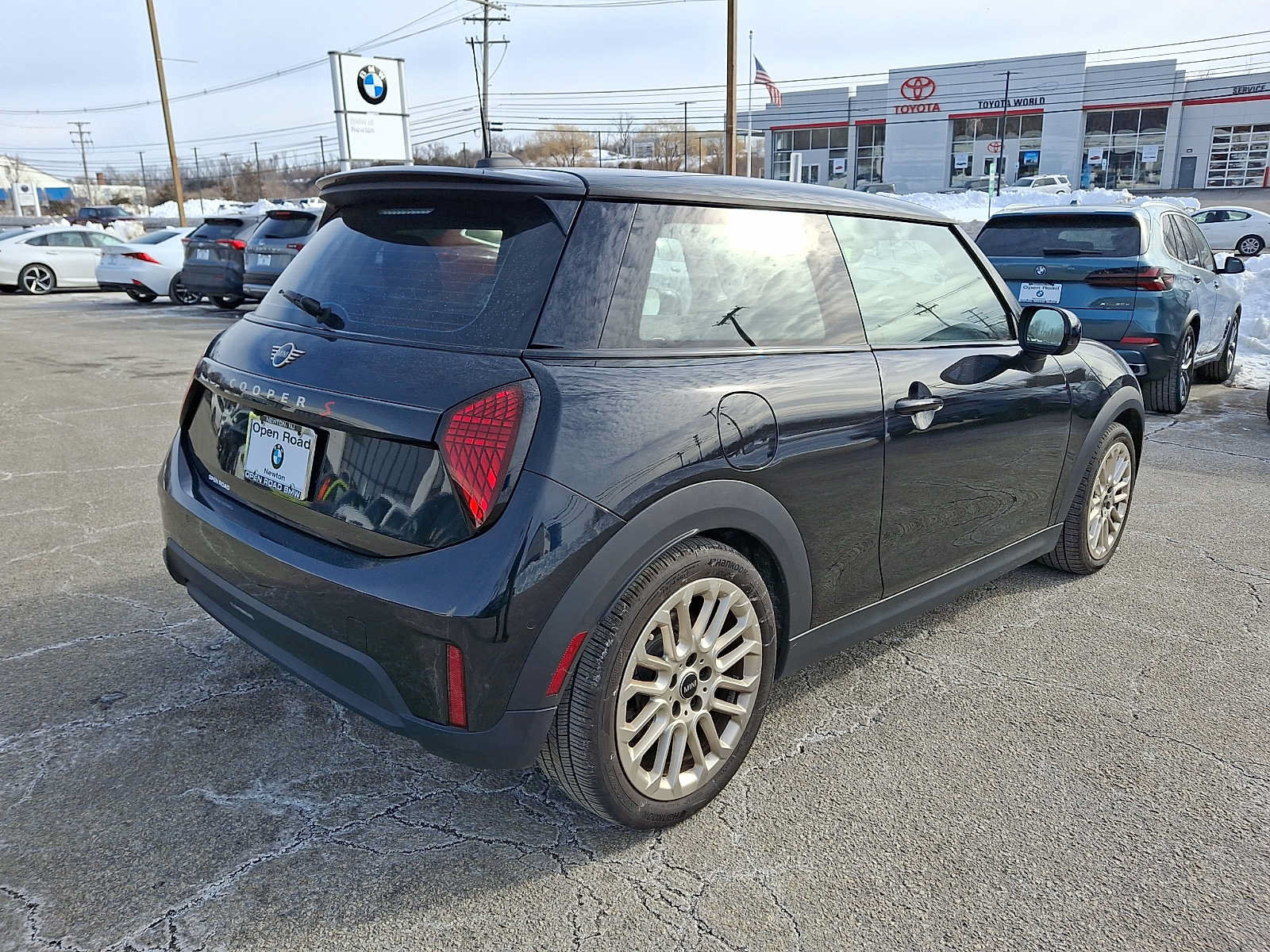 Used 2025 MINI Cooper S FWD image 6