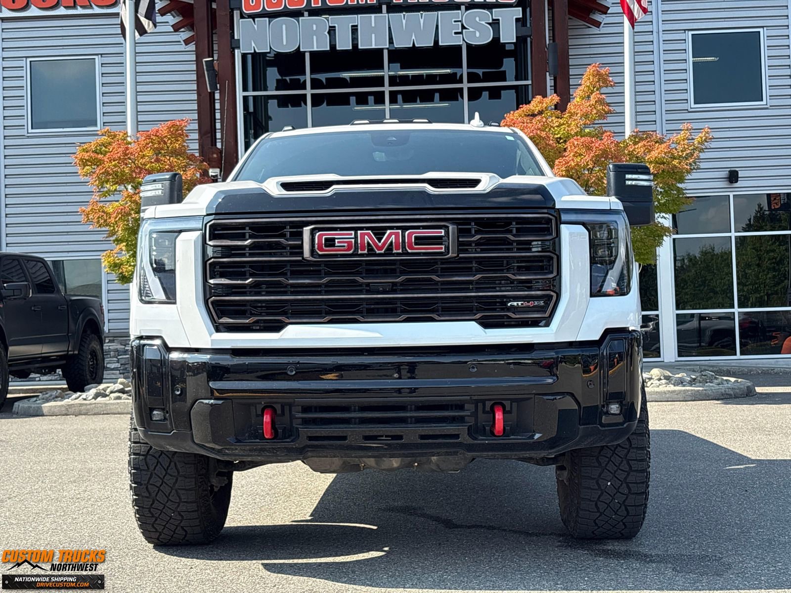 Used 2025 GMC Sierra 2500 AT4X image 5