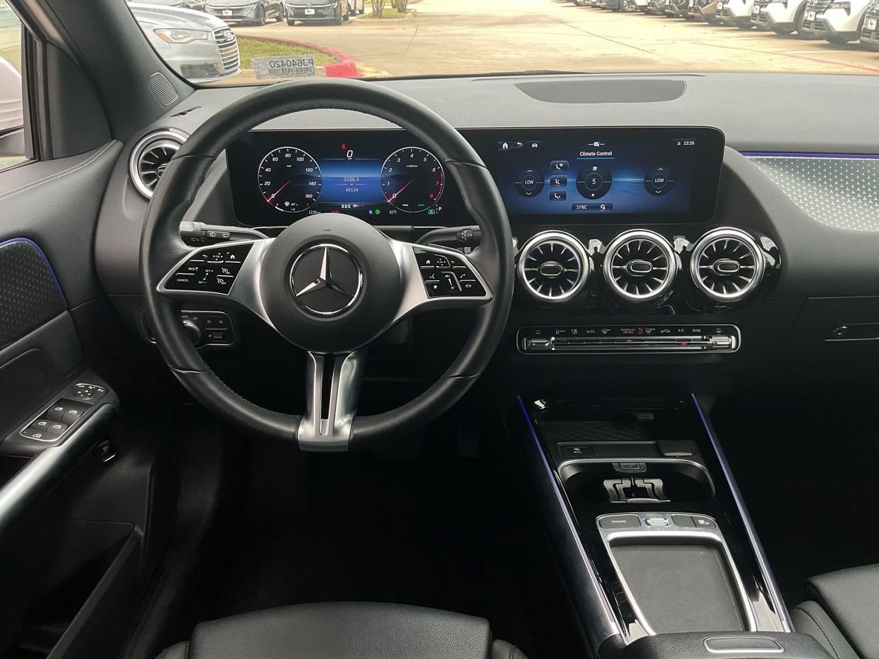 Used 2025 Mercedes-Benz GLA 250 image 12
