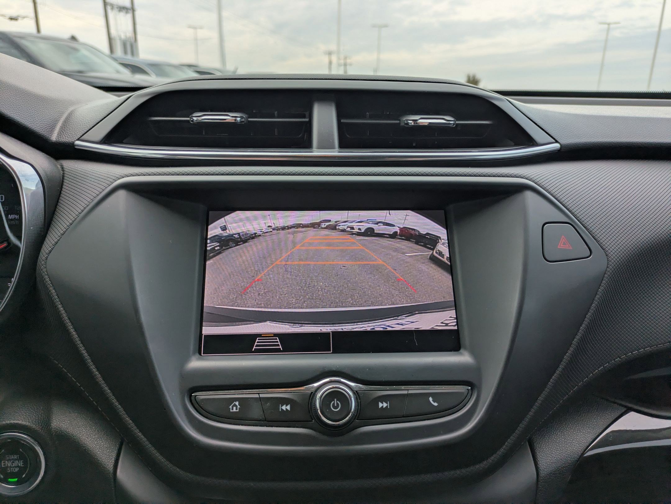 Certified 2022 Chevrolet TrailBlazer LT w/ LPO, Blackout Package image 17