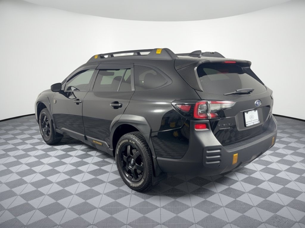 Used 2022 Subaru Outback Wilderness AWD/4WD image 3
