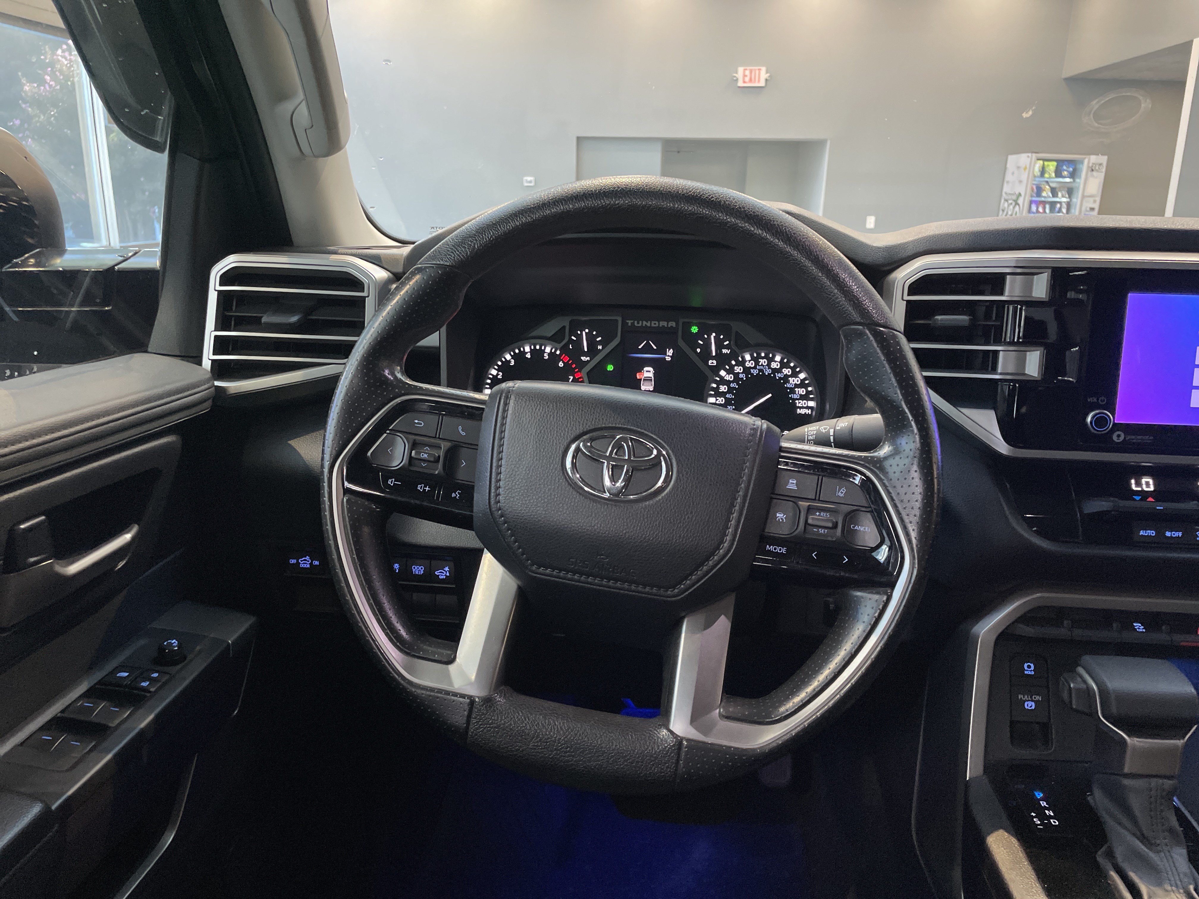 Used 2023 Toyota Tundra SR5 w/ SR5 Convenience Package AWD/4WD image 19