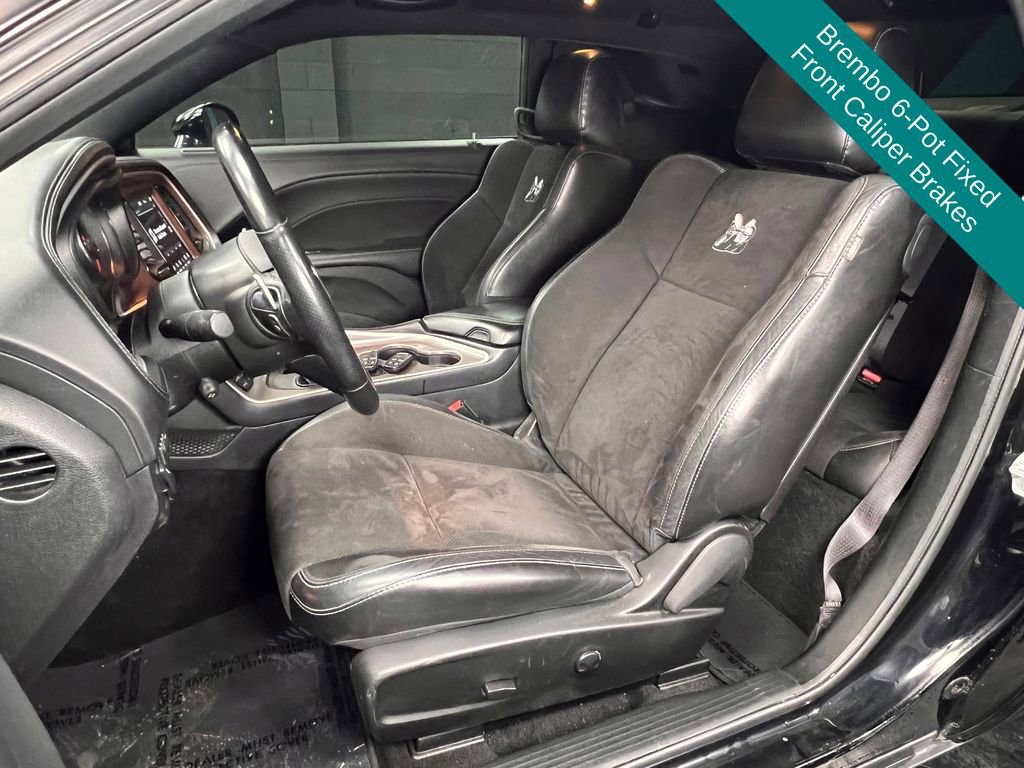 Used 2022 Dodge Challenger R/T Scat Pack RWD image 4