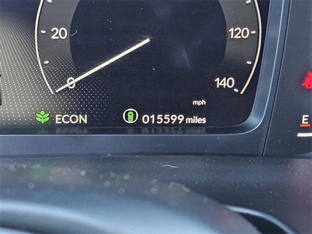 Used 2025 Honda Pilot Elite image 32