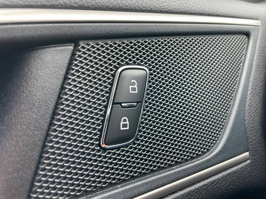 Used 2024 Ford Edge SEL AWD/4WD image 22